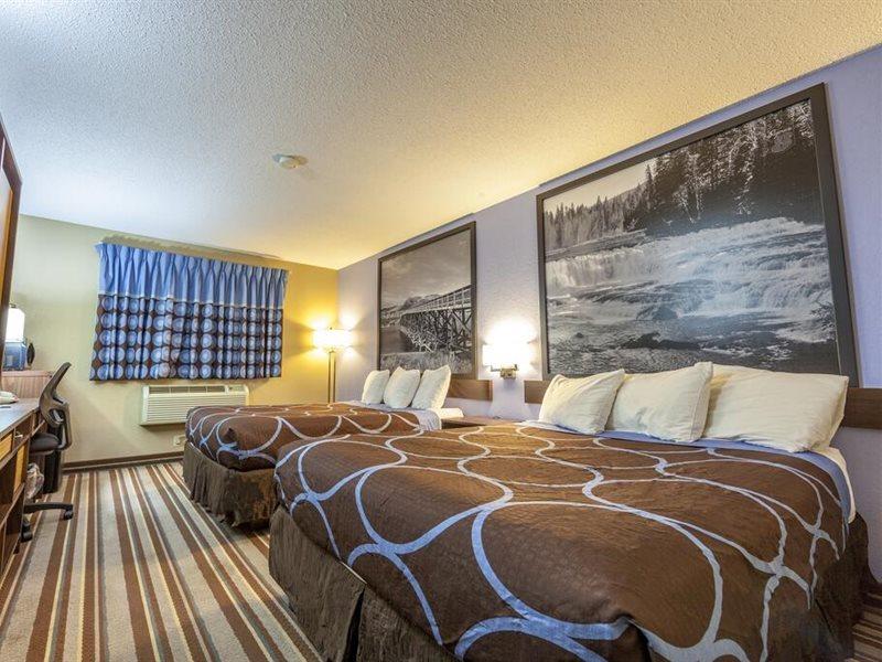 Super 8 By Wyndham Kamloops On The Hill Ξενοδοχείο Εξωτερικό φωτογραφία