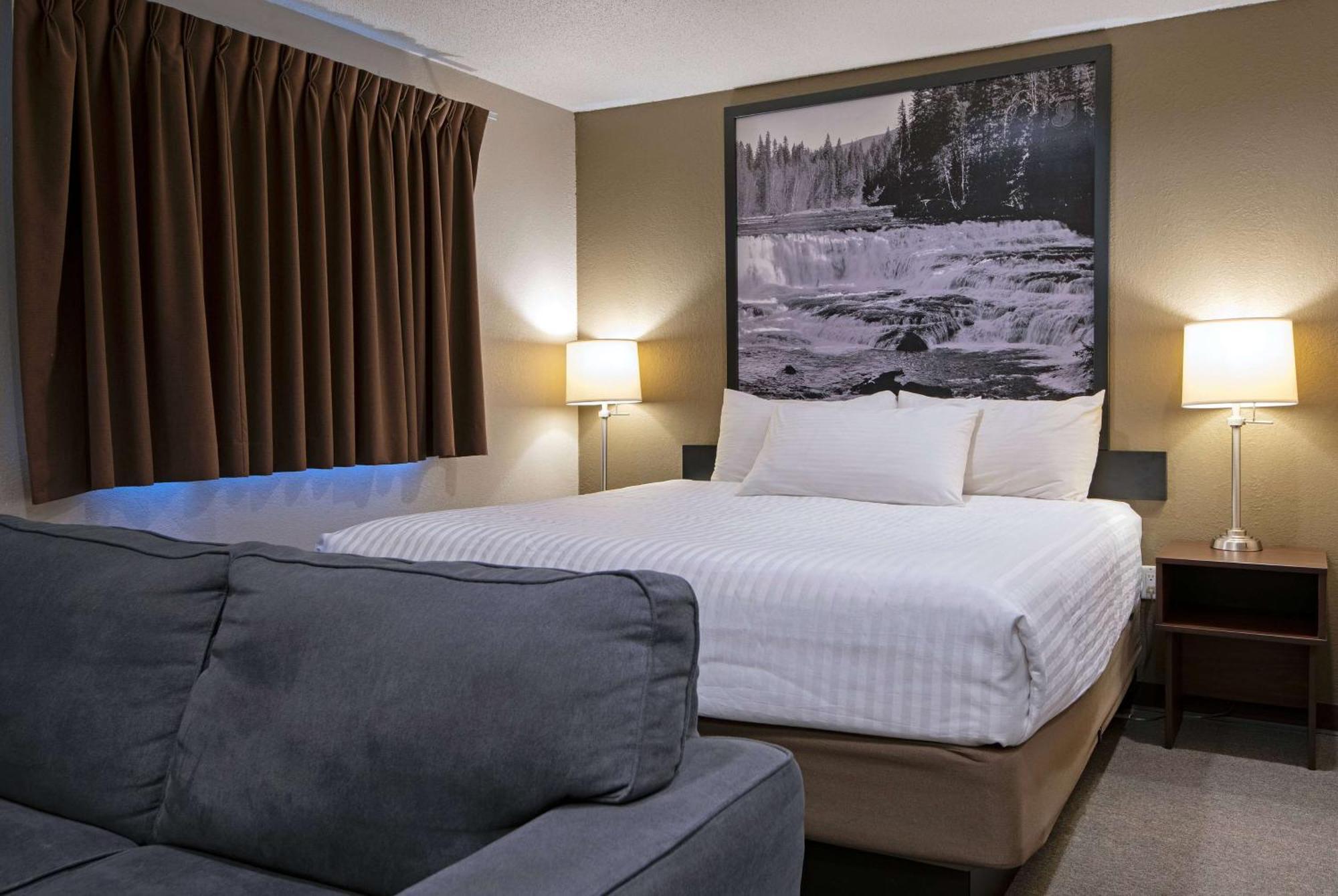 Super 8 By Wyndham Kamloops On The Hill Ξενοδοχείο Εξωτερικό φωτογραφία