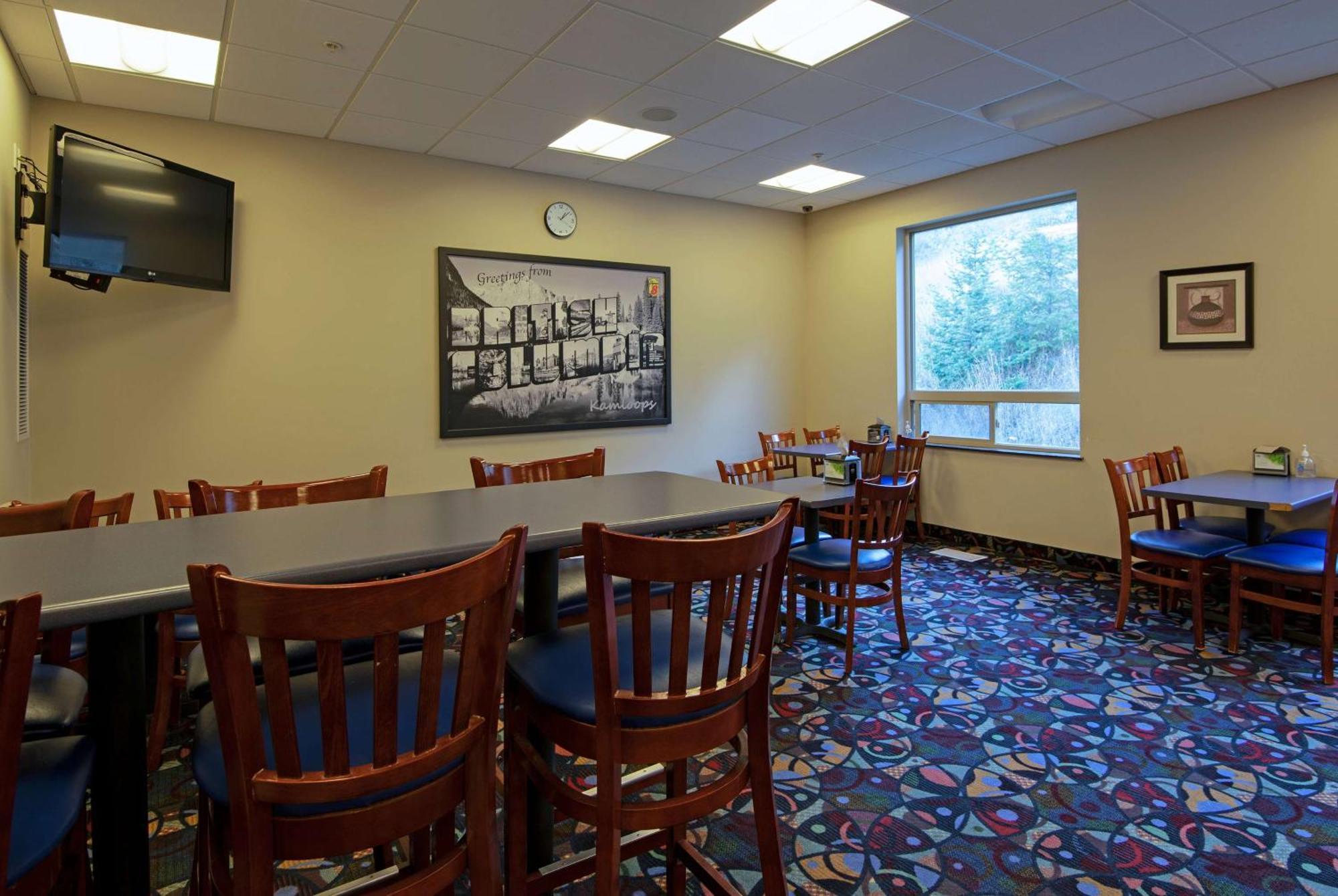 Super 8 By Wyndham Kamloops On The Hill Ξενοδοχείο Εξωτερικό φωτογραφία