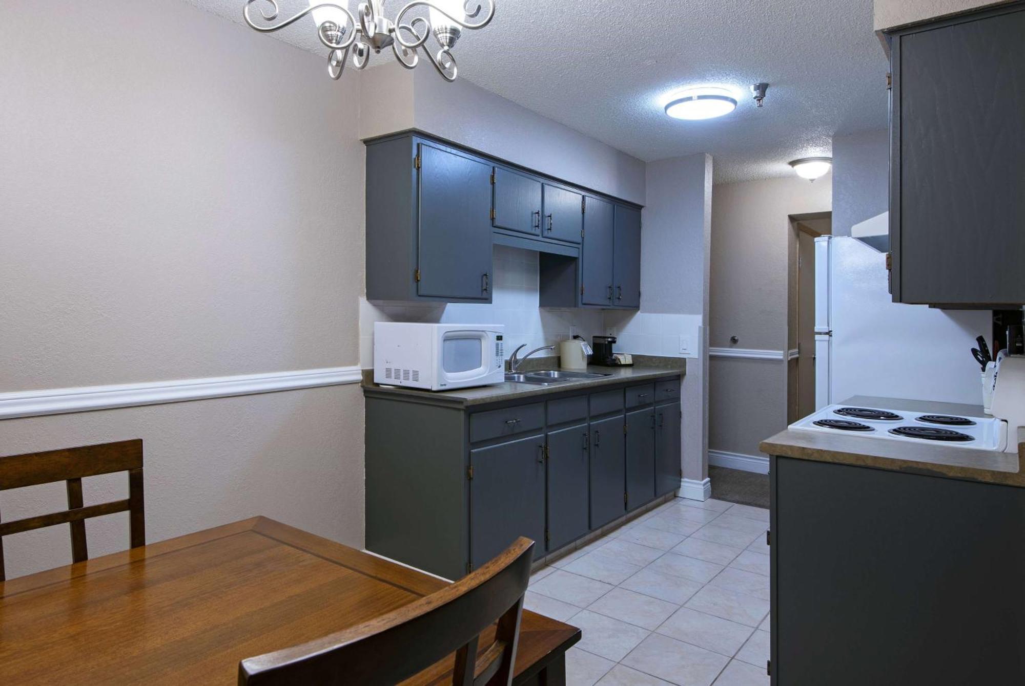 Super 8 By Wyndham Kamloops On The Hill Ξενοδοχείο Εξωτερικό φωτογραφία