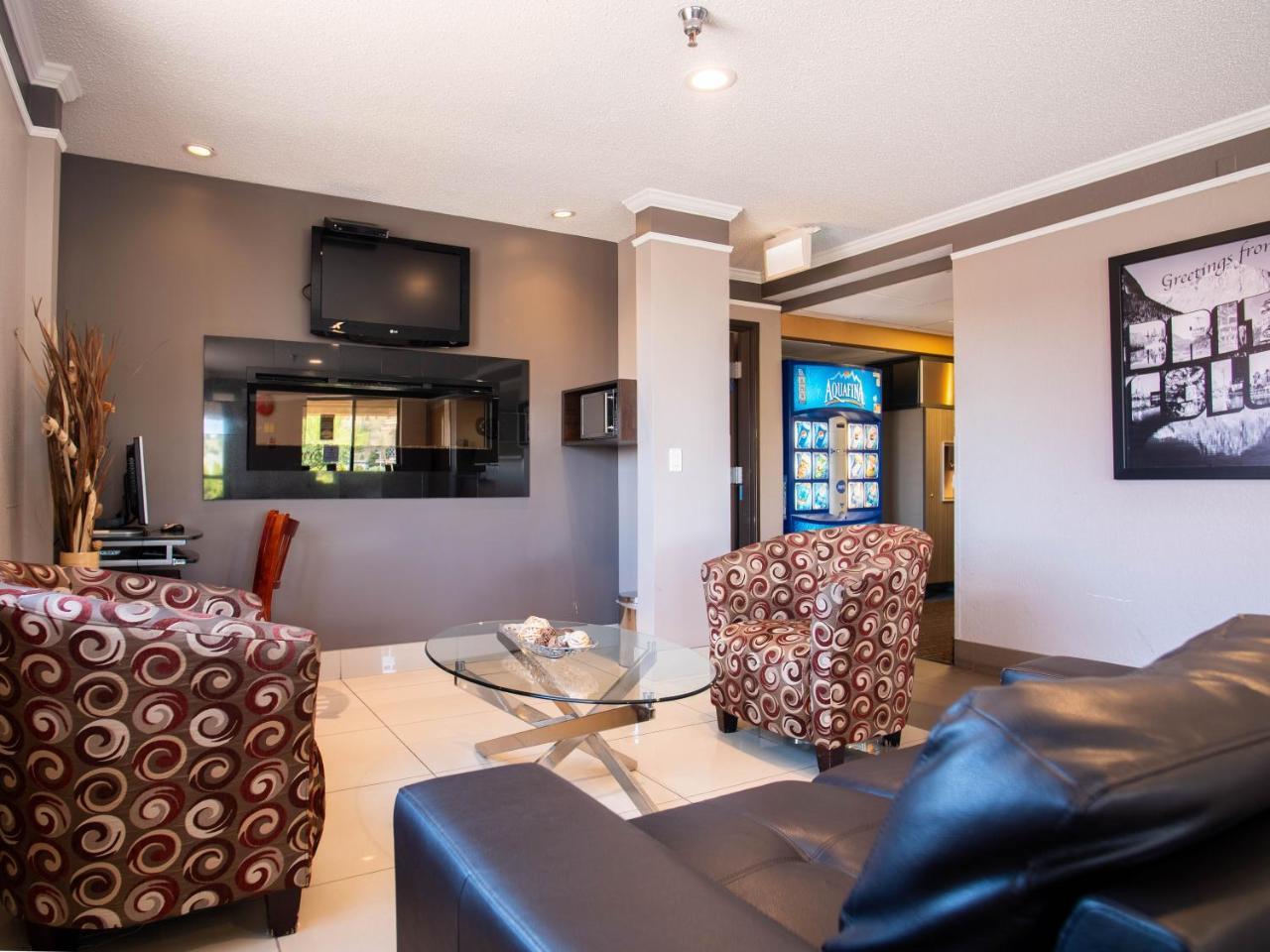 Super 8 By Wyndham Kamloops On The Hill Ξενοδοχείο Εξωτερικό φωτογραφία